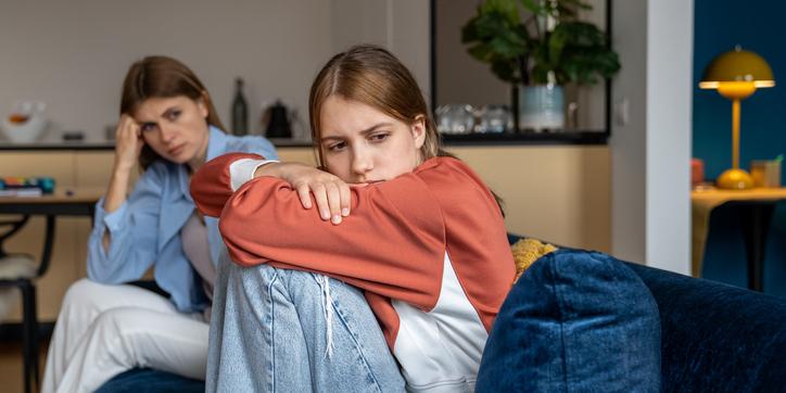 Warum streiten Jugendliche und Eltern? Was hinter Konflikten in der Pubertät steckt